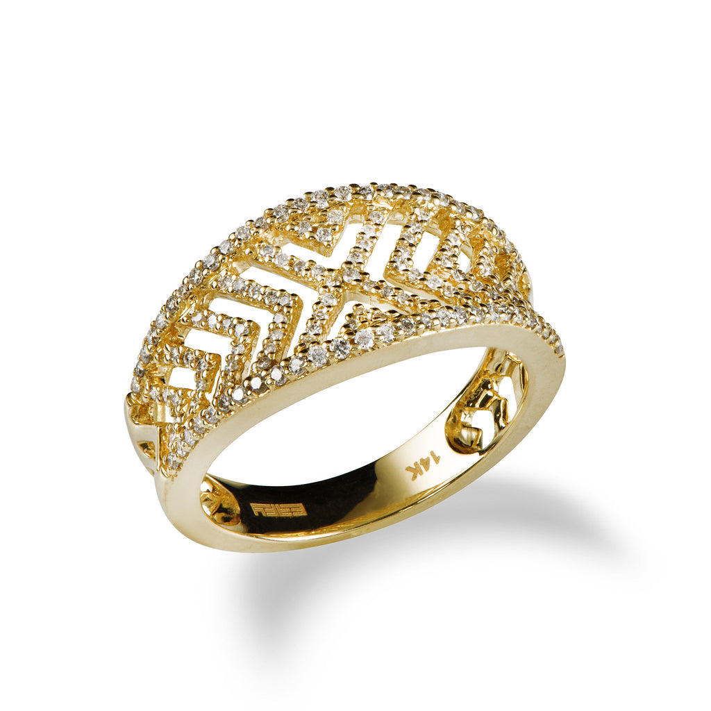 Diamond Ring in 14K Yellow Gold